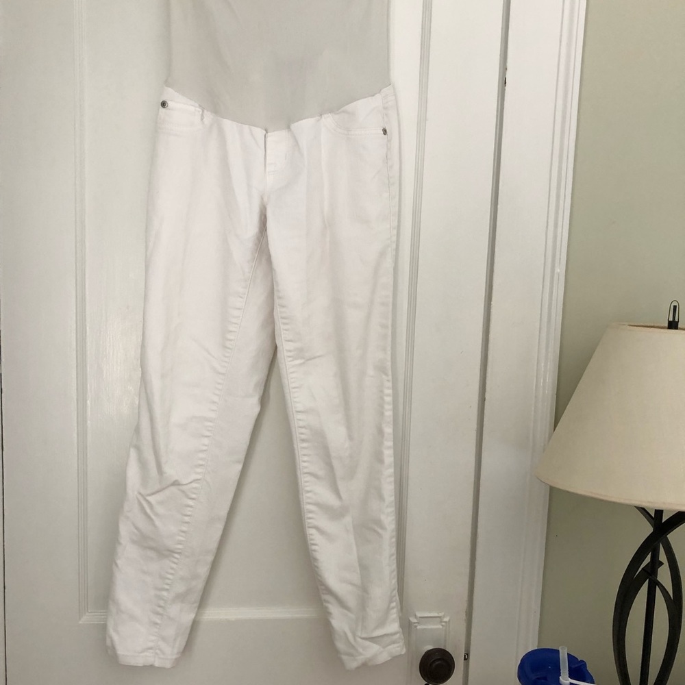 A Pea in the Pod white maternity jeans